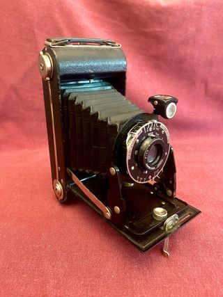 Câmera Kodak Six-20 Júnior Fole