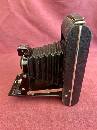 Câmera Kodak Six-20 Júnior Fole