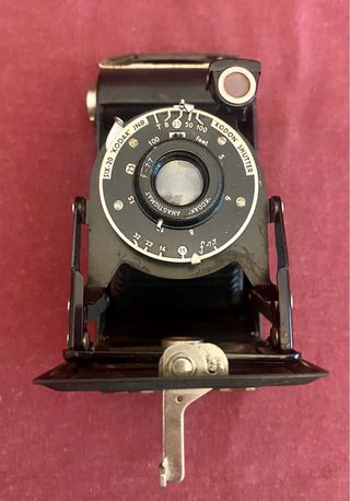 Câmera Kodak Six-20 Júnior Fole