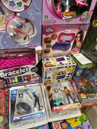 Lote de juguetes varios