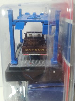 Kit de Modelo Datsun Pickup de 1976 a escala 1:64