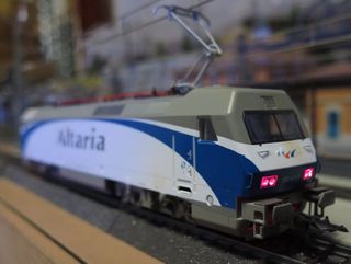Locomotora 252-020-3 Altaria AC Digital Sonido
