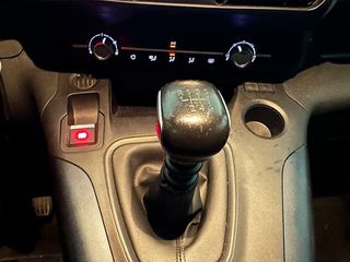 Peugeot Rifter 1.5 BlueHDI 100CV Allure Pack