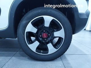 Fiat Panda Red 1.0 Hybrid 51kw (70CV)