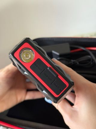 Arrancador de Coche Portátil