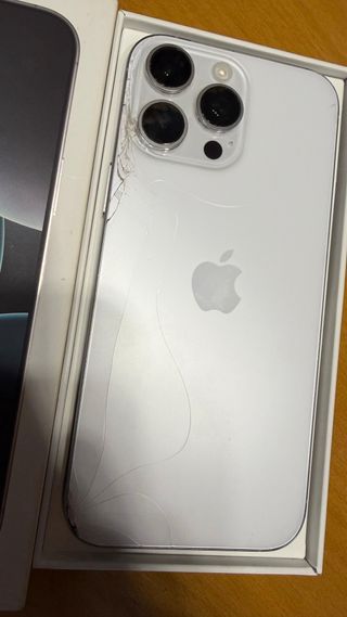 iPhone 16 Pro Max blanco