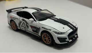 Ford Mustang Shelby GT500 1:32