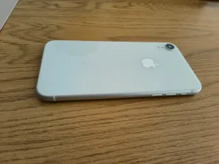 iPhone XR 64 GB