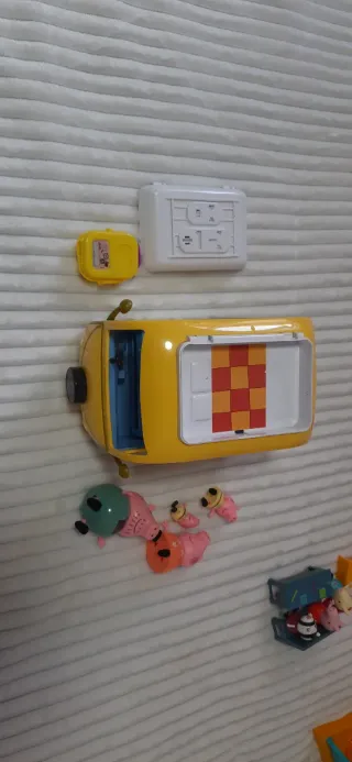 Casa Juguete, Carabana y colegio Peppa Pig con Fig