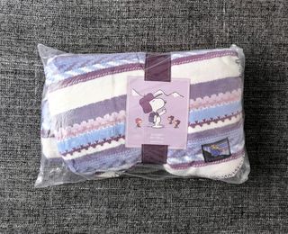 Pack de manta y cojín Snoopy (A ESTRENAR)