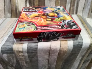 Pokémon Academia de Combate Juego Cartas