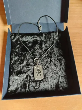 Dije Acero Inoxidable Calavera Hombre cuerda piel