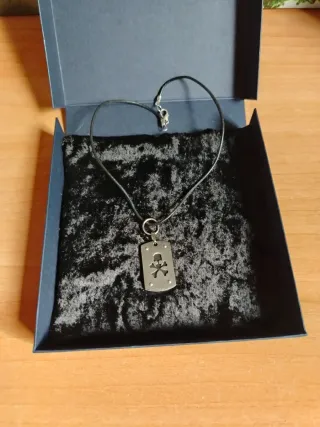 Dije Acero Inoxidable Calavera Hombre cuerda piel