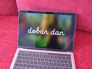 MacBook Pro M2 2022 Plata