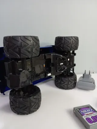 Coche RC Nikko Survivor 3, Toyota Tundra