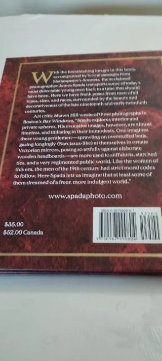 Bonito libro desnudos masculinos gran fotógrafo.