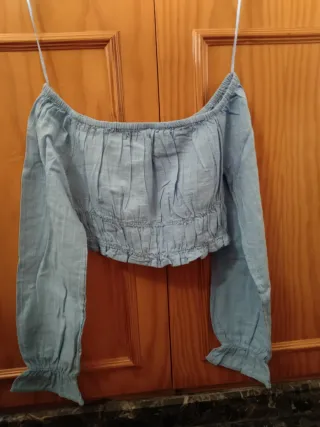Blusa Crop Top Azul Hombros Descubiertos