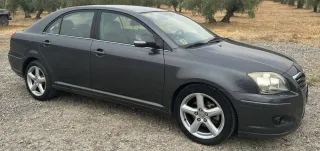 Toyota Avensis 2.0 d4d GARANTÍA
