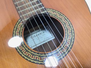 guitarra clasica alhambra 3c