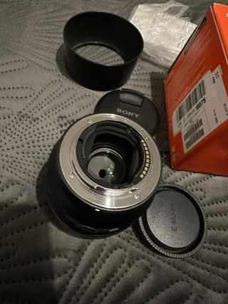 Sony FE 85mm F1.8 Objetivo