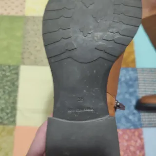 Botas altas de cuero y ante marrones