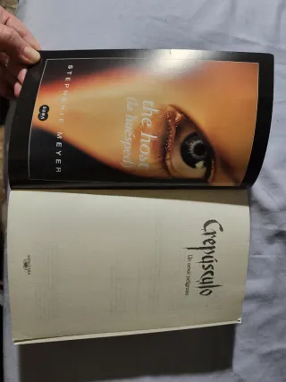 Crepúsculo (Saga Crepúsculo 1) (Spanish Edition)