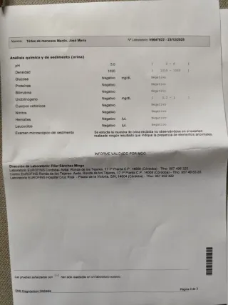 Sofá individual de piel beige