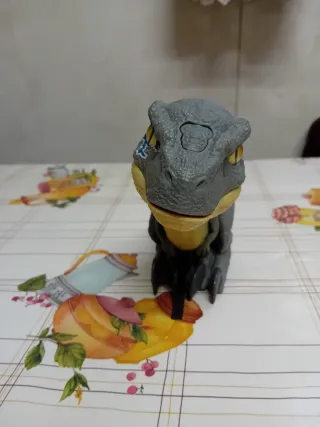 Figura Dinosaurio Blue Jurassic World