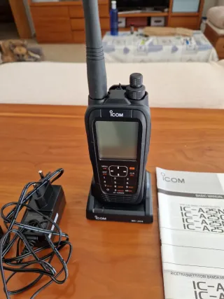 Emisora Aeronáutica ICOM IC-A25CE