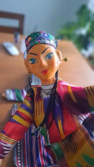 Marioneta pareja tradicional Uzbequistán