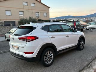 Hyundai Tucson 2017 99.000KM (garantia incluida)