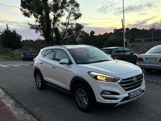 Hyundai Tucson 2017 99.000KM (garantia incluida)