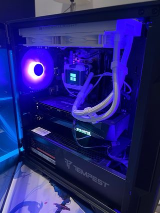 PC Gaming Escritorio Multicolor