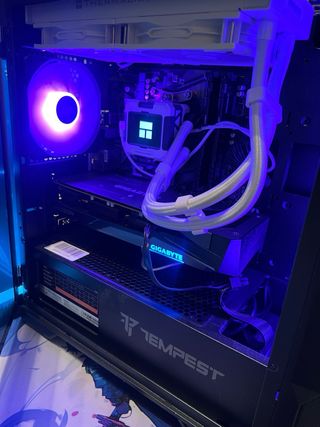 PC Gaming Escritorio Multicolor