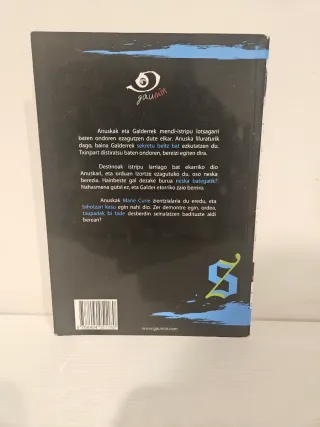 Hiru istripu eta bi amodio (S-zu gazte) (Basque...