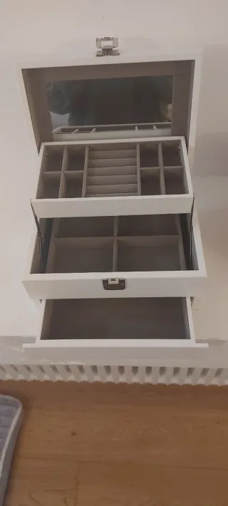 Portagioie grande in legno