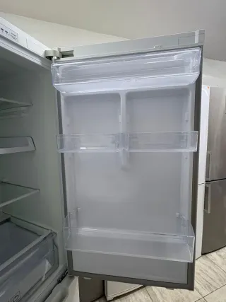 Frigorífico Samsung Combi No Frost 185x59cm A+