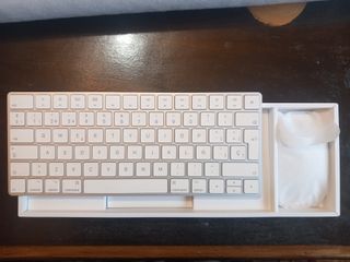 Teclado y ratón inalámbrico Apple