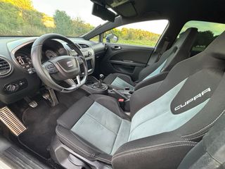 SEAT Leon Cupra R 2010