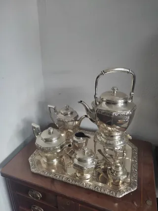 Juego de té de plata