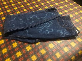 Pantalon vaquero pitillo elástico