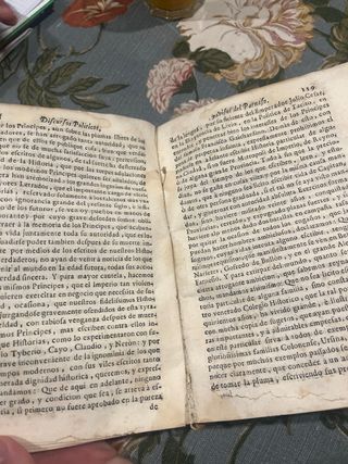 Discursos políticos y avisos del parnaso