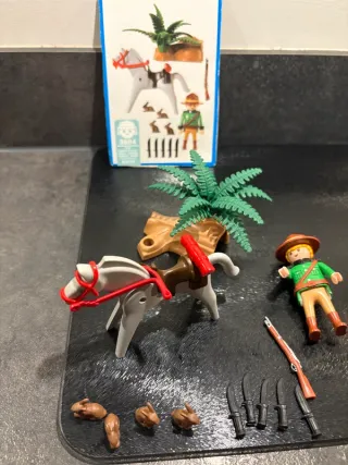 Playmobil 3884 Guardabosques a Caballo
