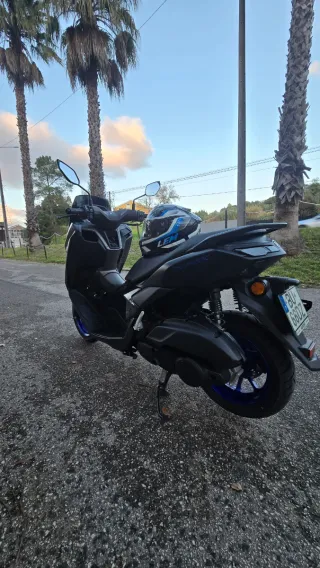 Yamaha NMAX 2025