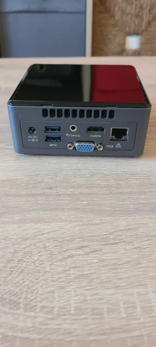 Mini PC Intel NUC6CAYH