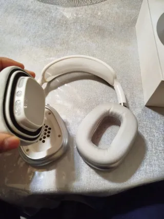 Cascos Inalámbricos Max Silver/White