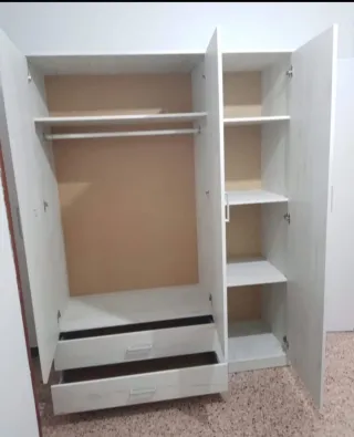 Armario modular madera beige y gris