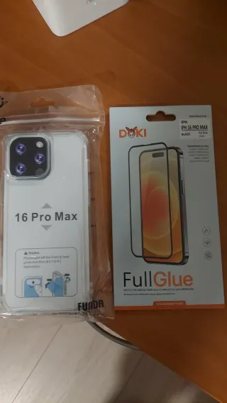 Funda y protector Doki iPhone 16 Pro Max