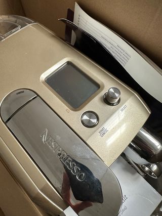 NUOVA NESPRESSO CREATIST