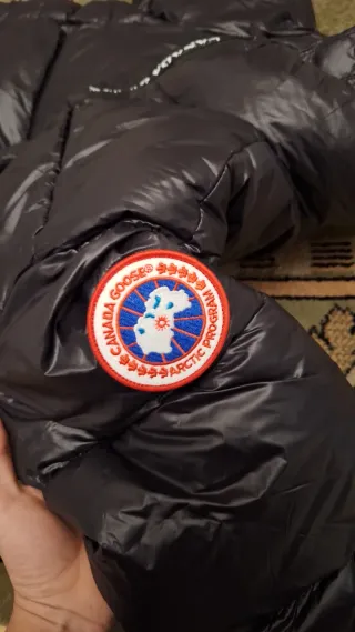 Chaqueta Canada Goose Negra sin usar